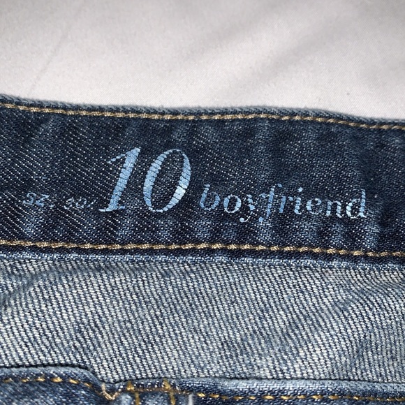 Gently Loved Ann Taylor LOFT Distressed Boyfriend Jeans - Picture 8 of 10